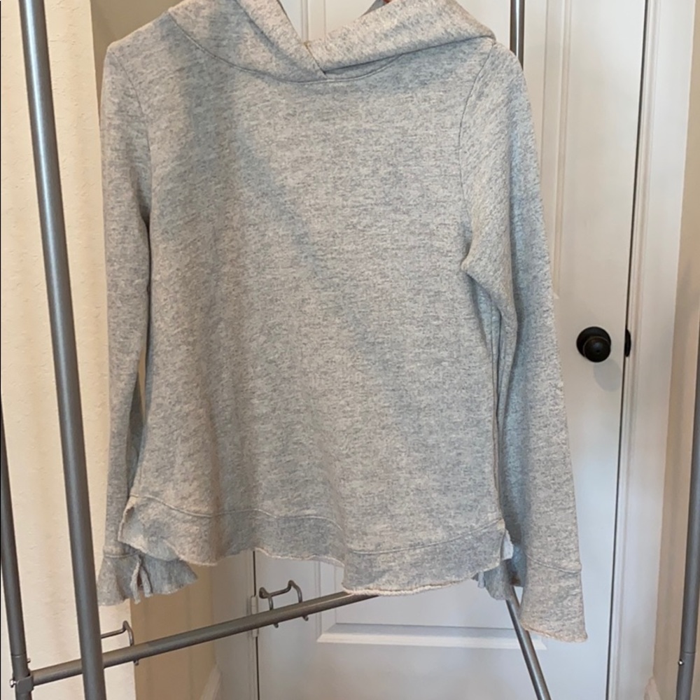 Feminine sexy grey sweatshirt